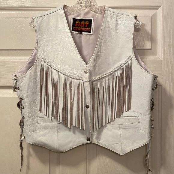 Hot Leathers Jackets & Blazers - Women’s White Leather Fringed Vest